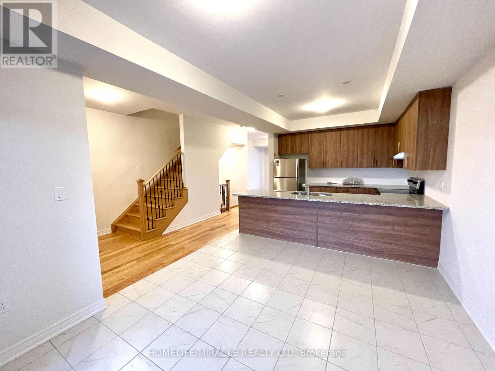 103 Air Dancer Crescent, Oshawa, Ontario  L1L 0V3 - Photo 18 - E12917300