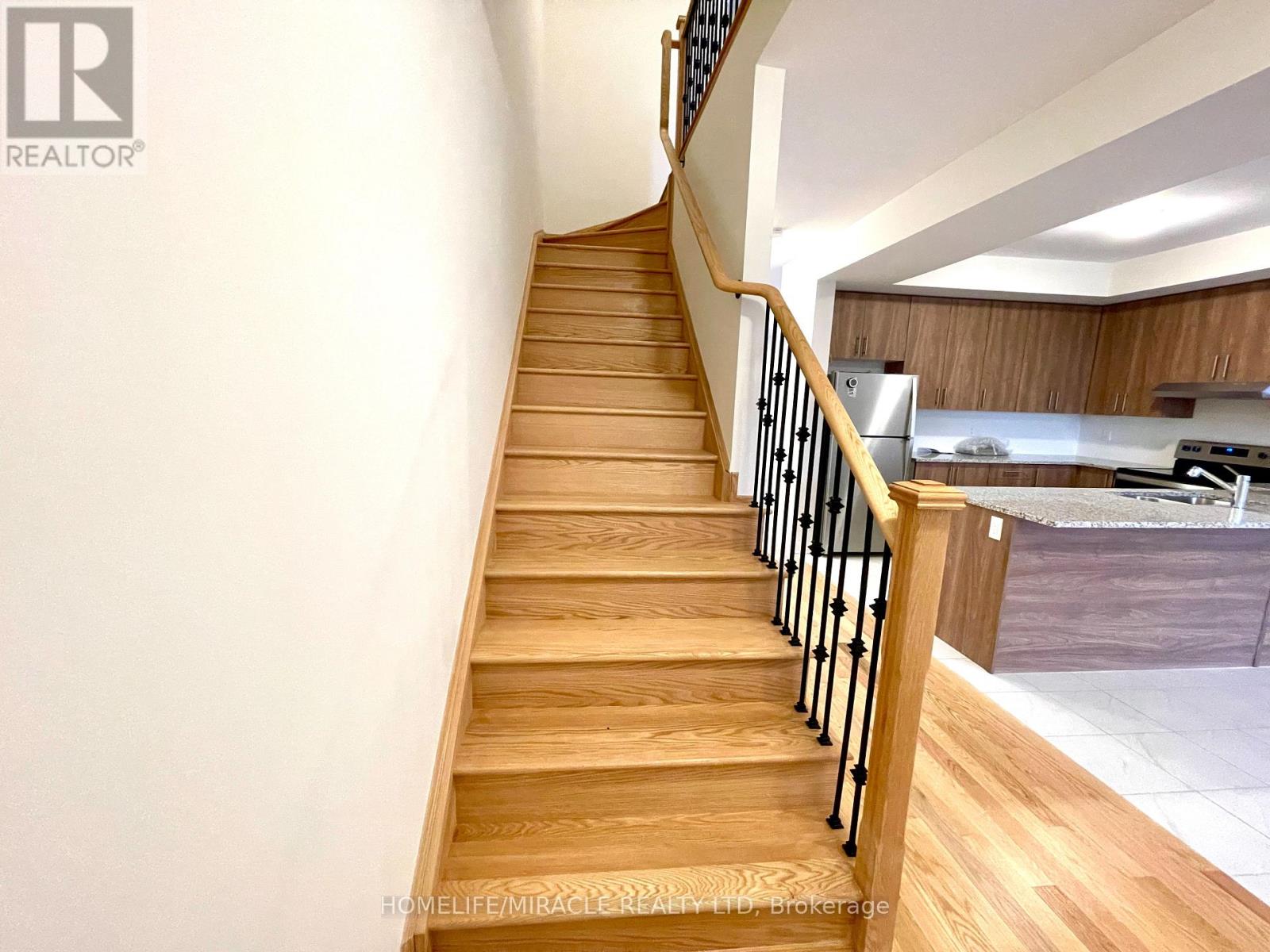 103 Air Dancer Crescent, Oshawa, Ontario  L1L 0V3 - Photo 21 - E12917300