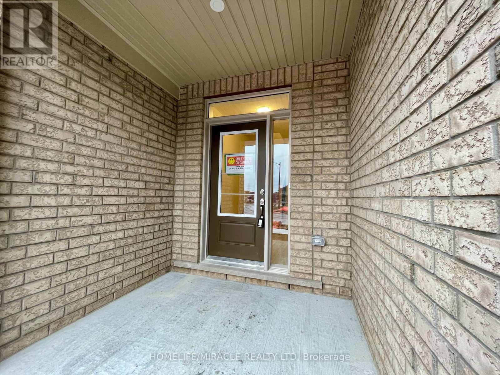 103 Air Dancer Crescent, Oshawa, Ontario  L1L 0V3 - Photo 3 - E12917300