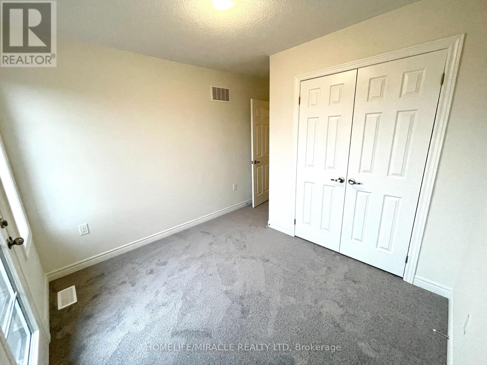 103 Air Dancer Crescent, Oshawa, Ontario  L1L 0V3 - Photo 32 - E12917300