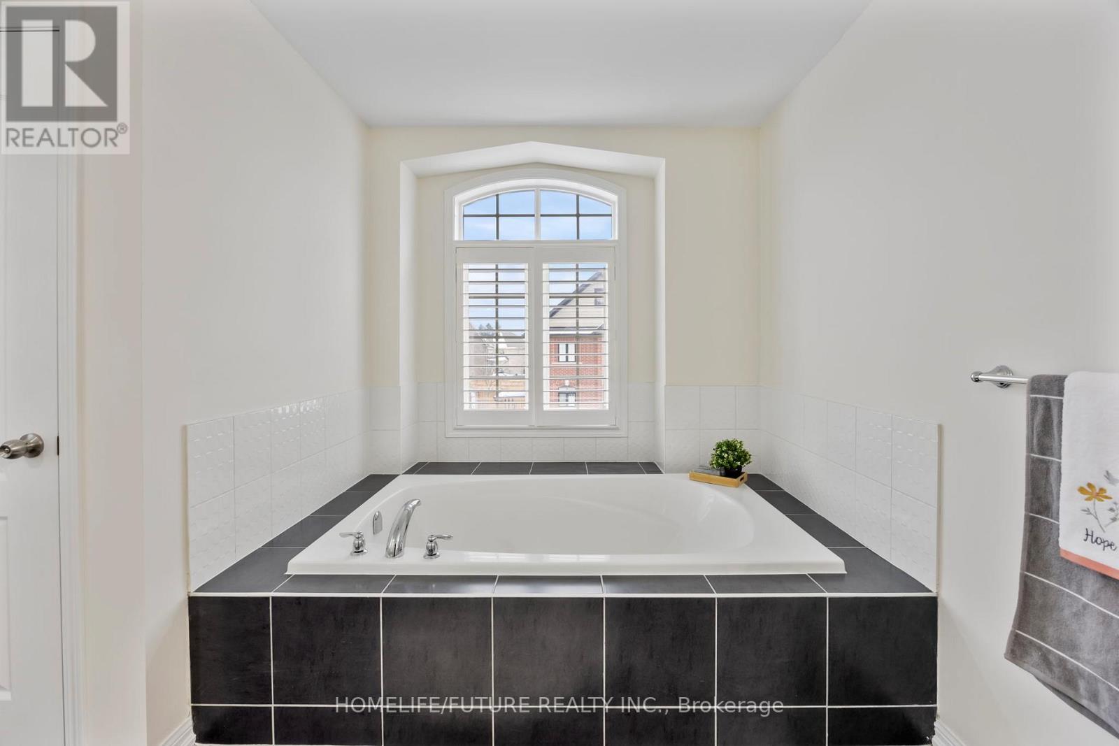 97 Hurst Drive, Ajax, Ontario  L1T 0N9 - Photo 27 - E12917346