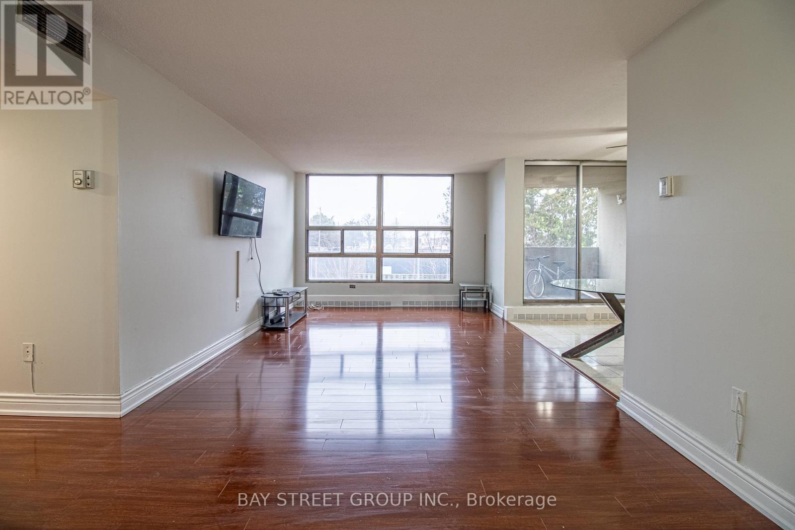 210 - 1705 MCCOWAN ROAD, Toronto, Ontario