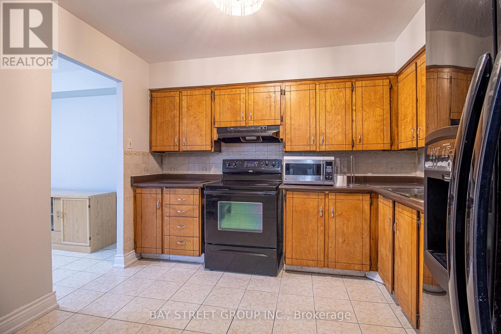 210 - 1705 Mccowan Road, Toronto, Ontario  M1S 4L2 - Photo 2 - E12917356