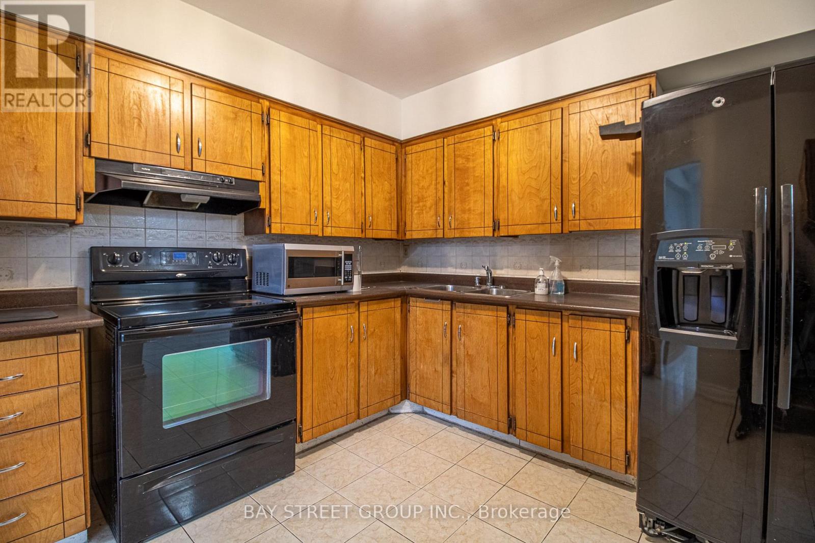 210 - 1705 Mccowan Road, Toronto, Ontario  M1S 4L2 - Photo 3 - E12917356