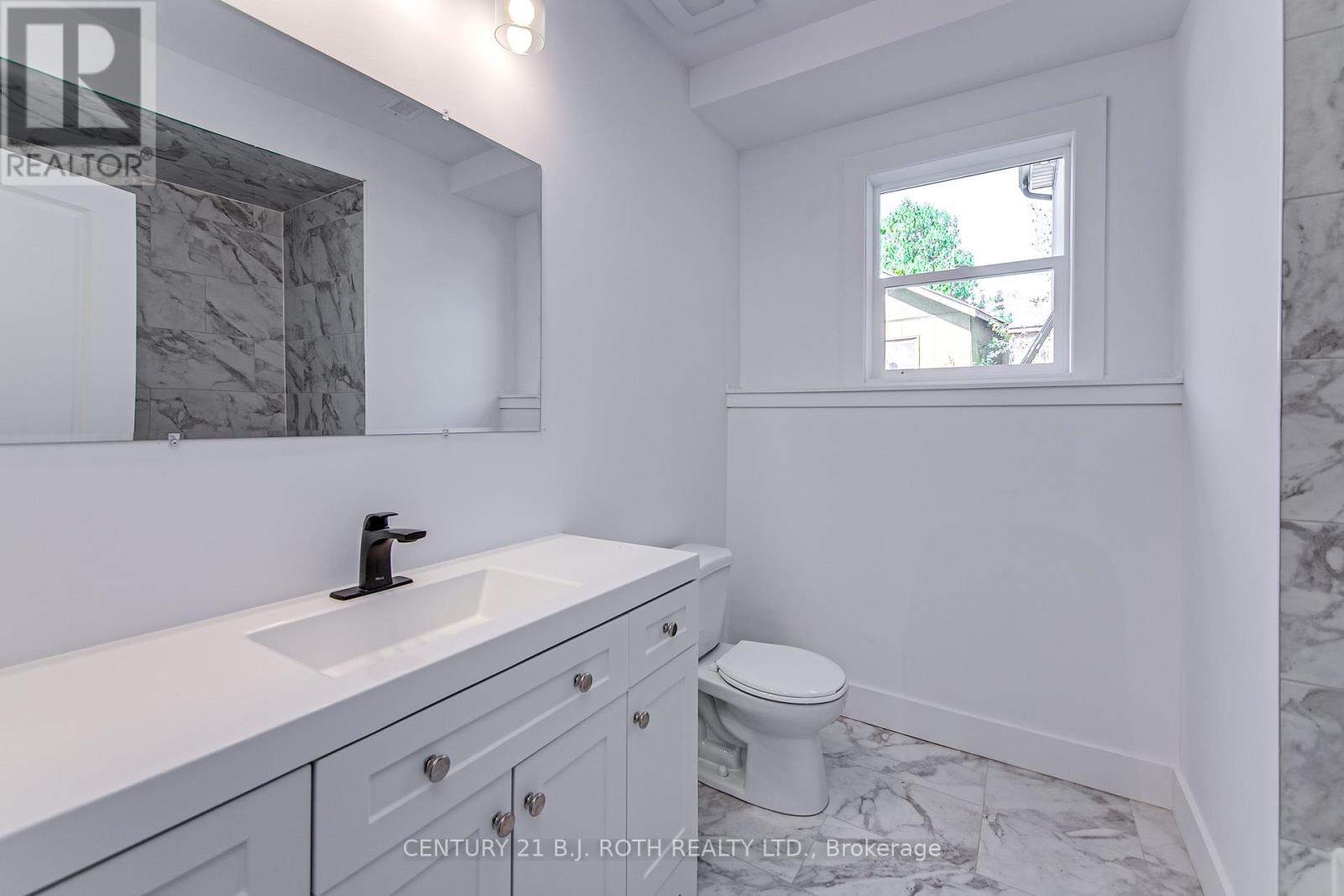 3187 Cove Avenue, Innisfil, Ontario  L9S 2K7 - Photo 18 - N12917312