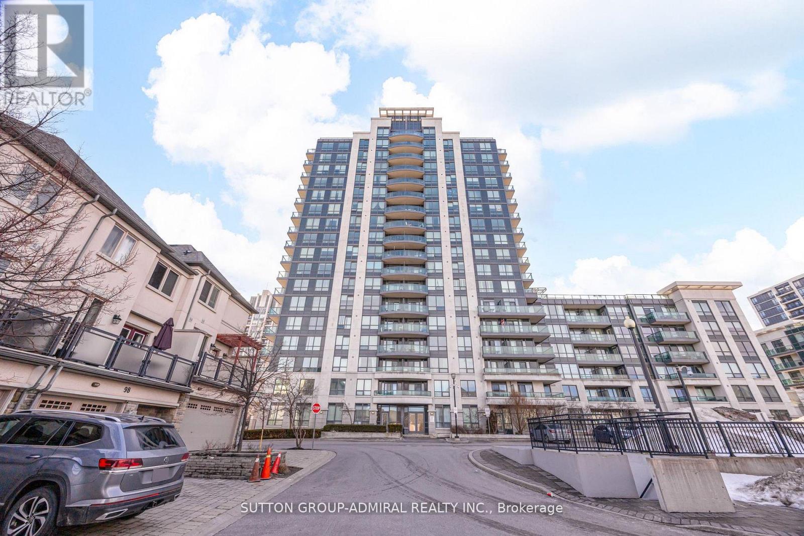 618 - 20 NORTH PARK ROAD, Vaughan, Ontario