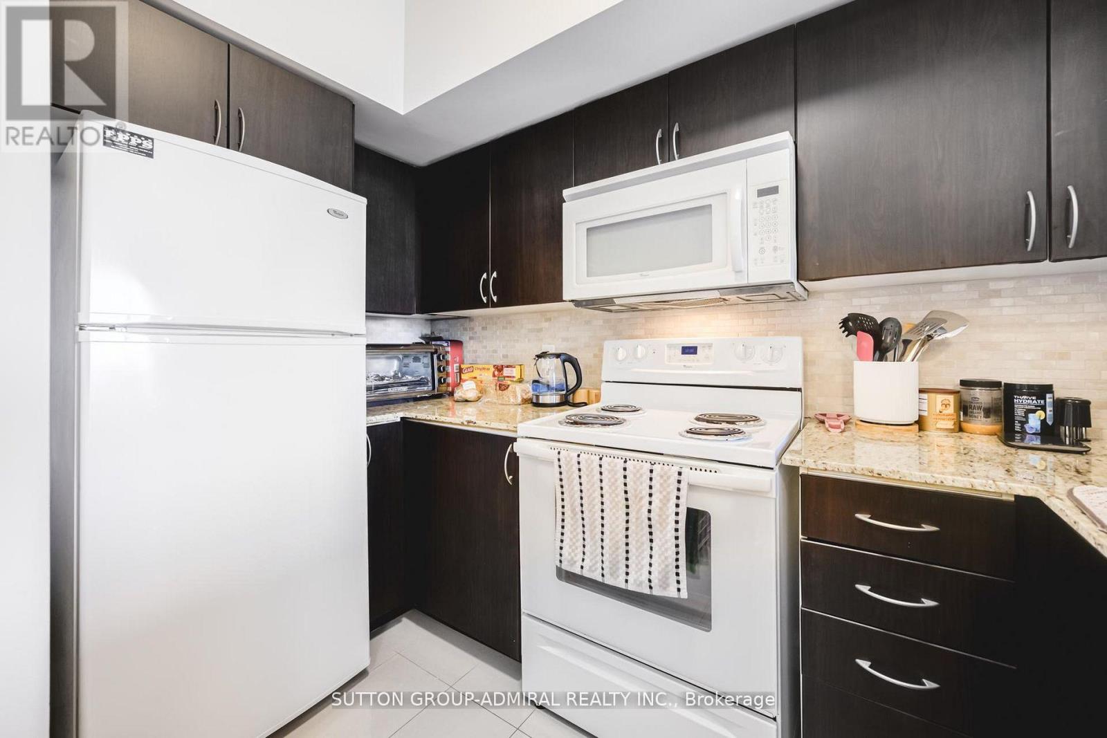 618 - 20 North Park Road, Vaughan, Ontario  L4J 0G7 - Photo 11 - N12917320