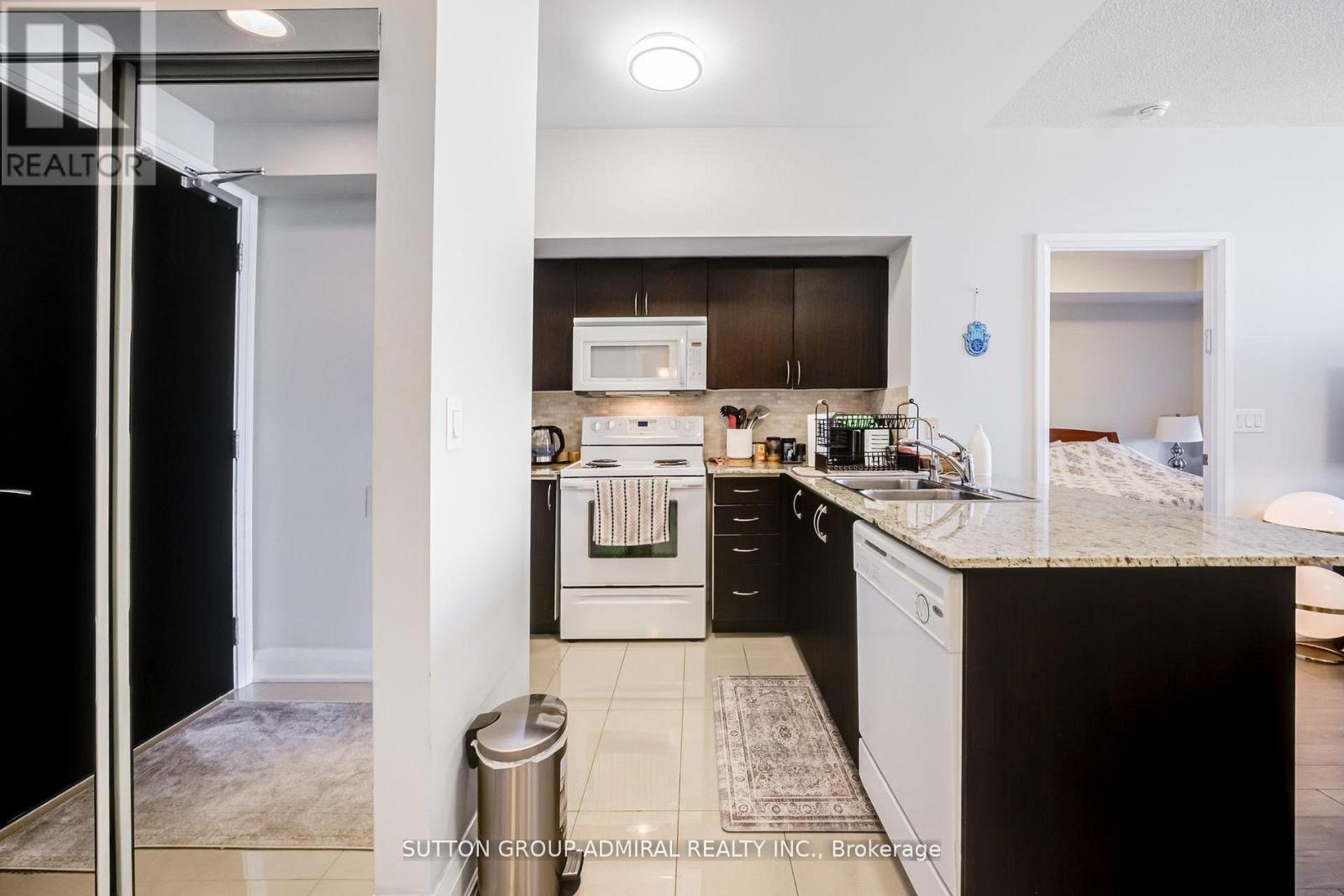 618 - 20 North Park Road, Vaughan, Ontario  L4J 0G7 - Photo 9 - N12917320