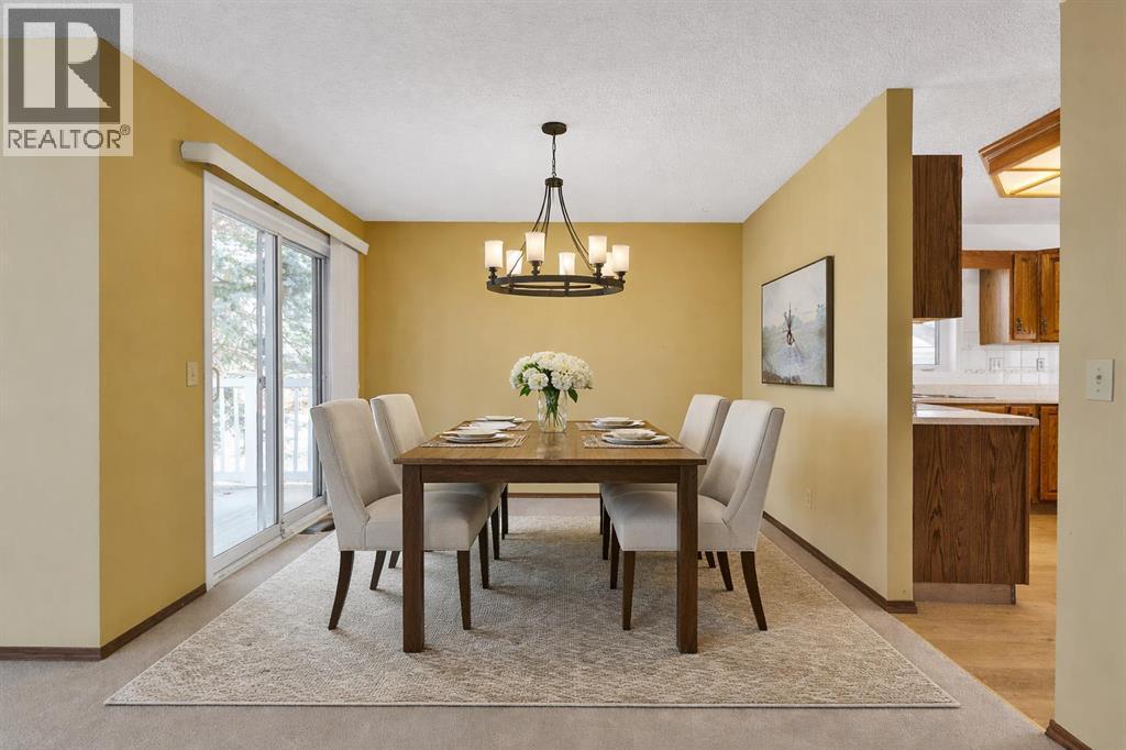 22 Vandoos Gardens Nw, Calgary, Alberta  T3A 4W4 - Photo 14 - A2294041