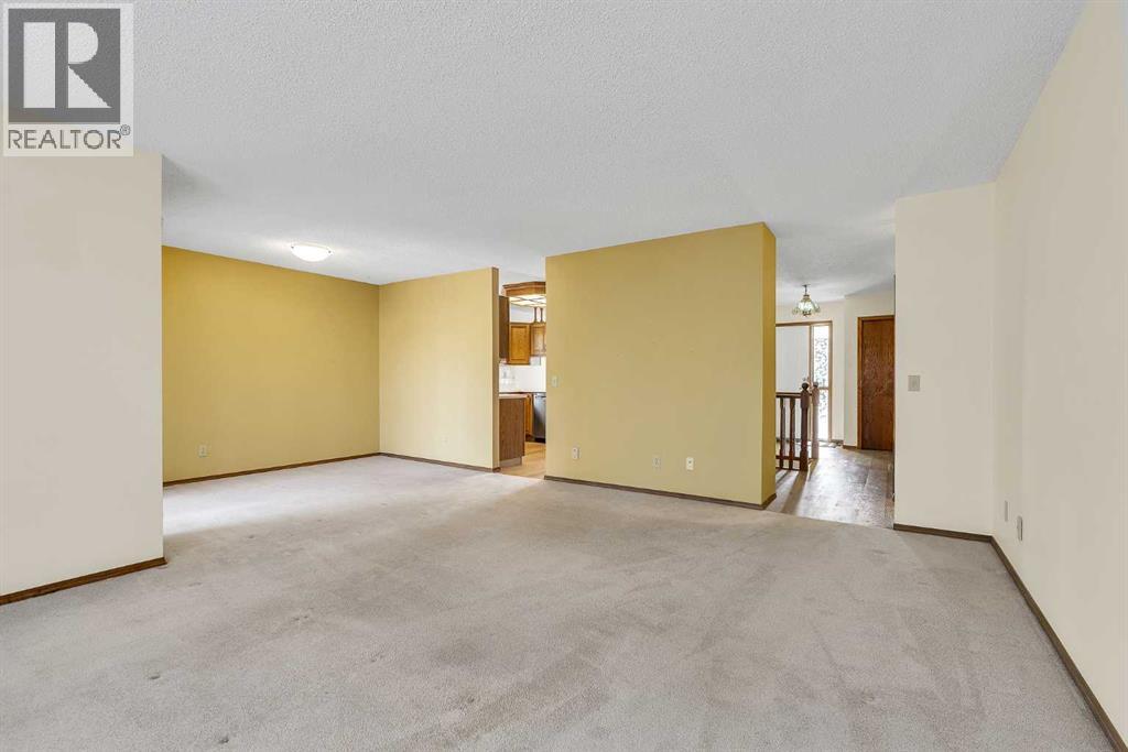 22 Vandoos Gardens Nw, Calgary, Alberta  T3A 4W4 - Photo 16 - A2294041