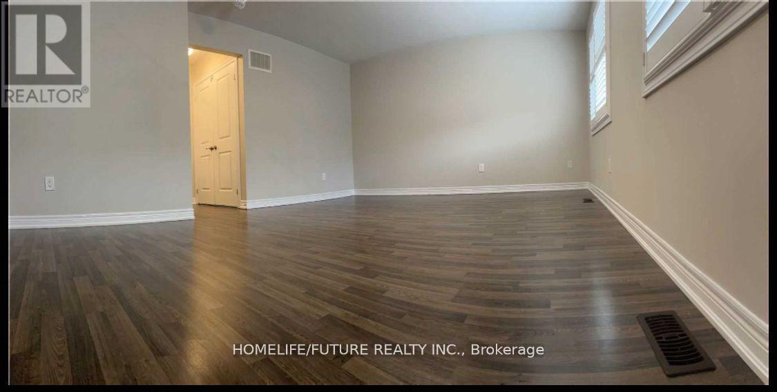 Main & 2nd - 20 Ledger Point Crescent, Brampton, Ontario  L6R 3W3 - Photo 10 - W12917280