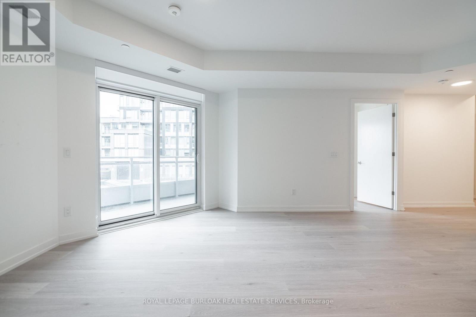 251 - 2501 Saw Whet Boulevard, Oakville, Ontario  L6M 5N2 - Photo 5 - W12917294