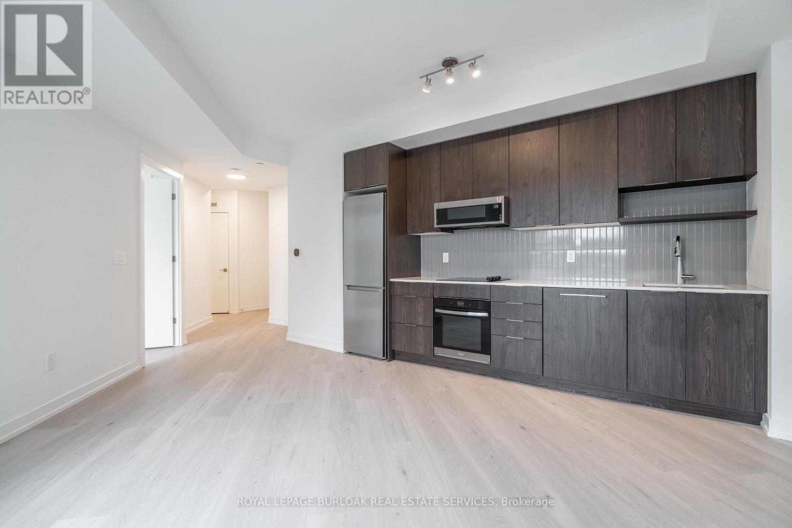 251 - 2501 Saw Whet Boulevard, Oakville, Ontario  L6M 5N2 - Photo 6 - W12917294