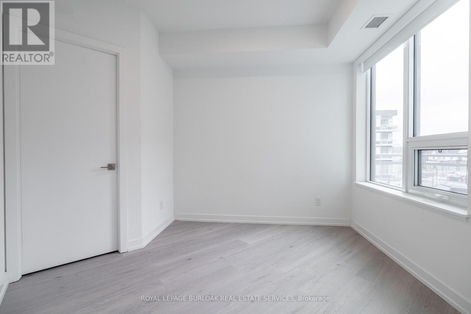 251 - 2501 Saw Whet Boulevard, Oakville, Ontario  L6M 5N2 - Photo 9 - W12917294