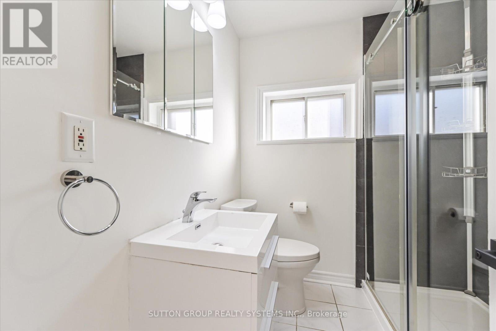 4 Cranston Road, Toronto, Ontario  M9B 3X8 - Photo 14 - W12917298