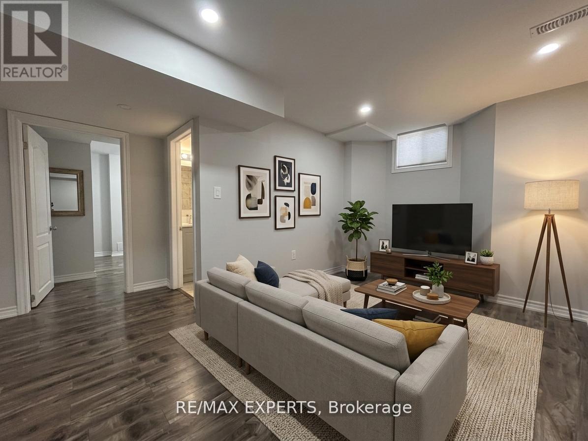 Lower - 3 Torraville Street, Brampton, Ontario  L6R 0Y5 - Photo 5 - W12917304