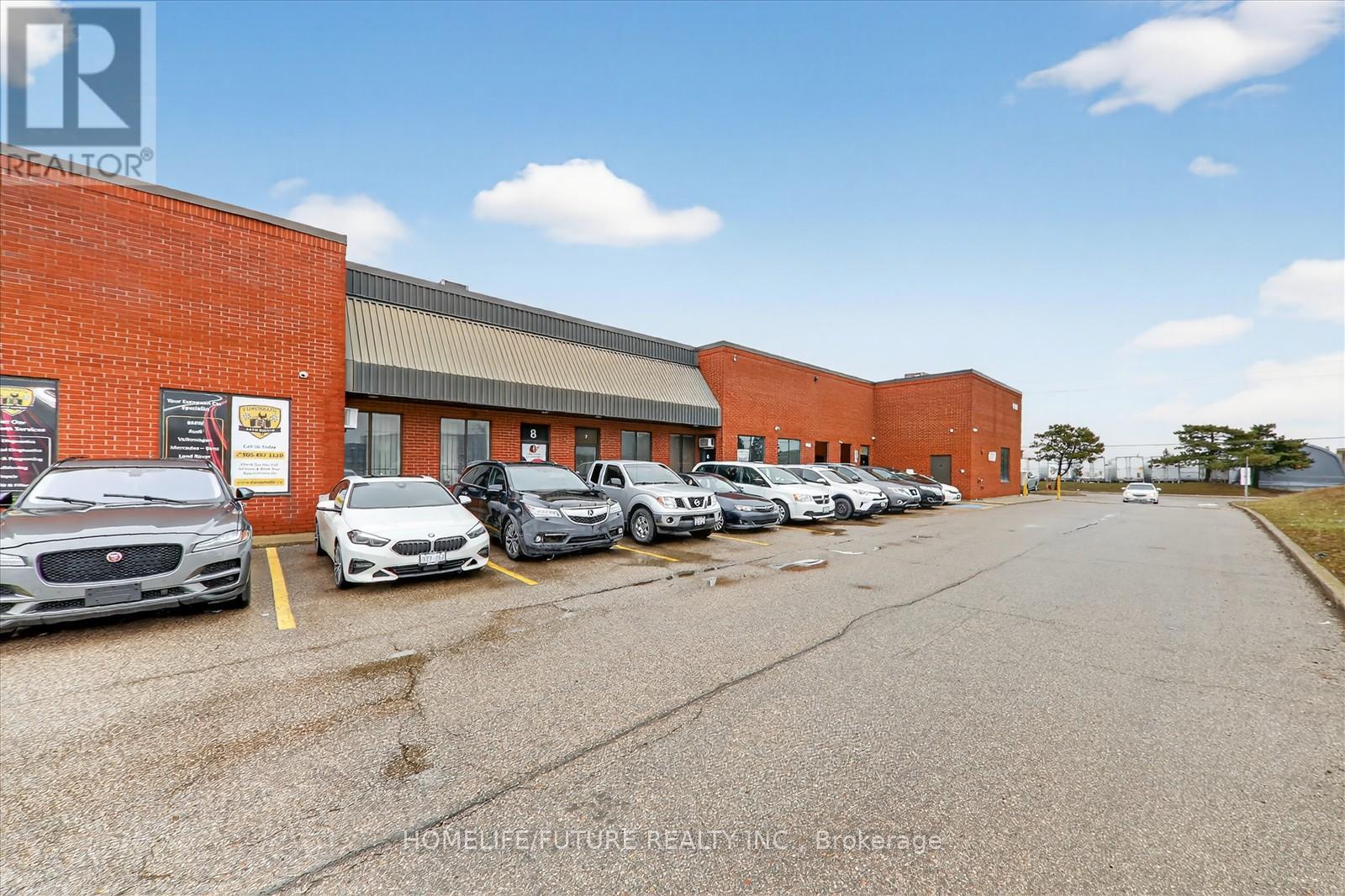 8 - 6160 Netherhart Road, Mississauga, Ontario  L5T 2G6 - Photo 4 - W12917316