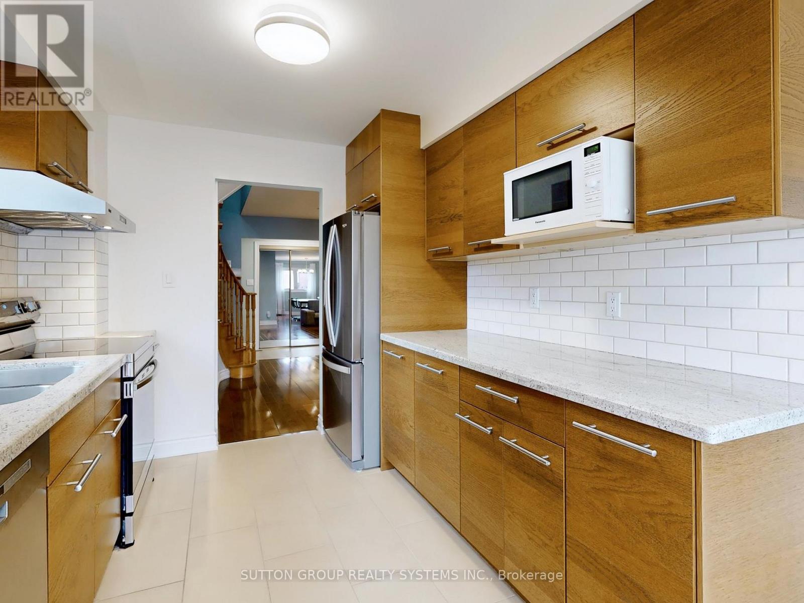 3279 Pilcom Crescent, Mississauga, Ontario  L5B 3X5 - Photo 15 - W12917330