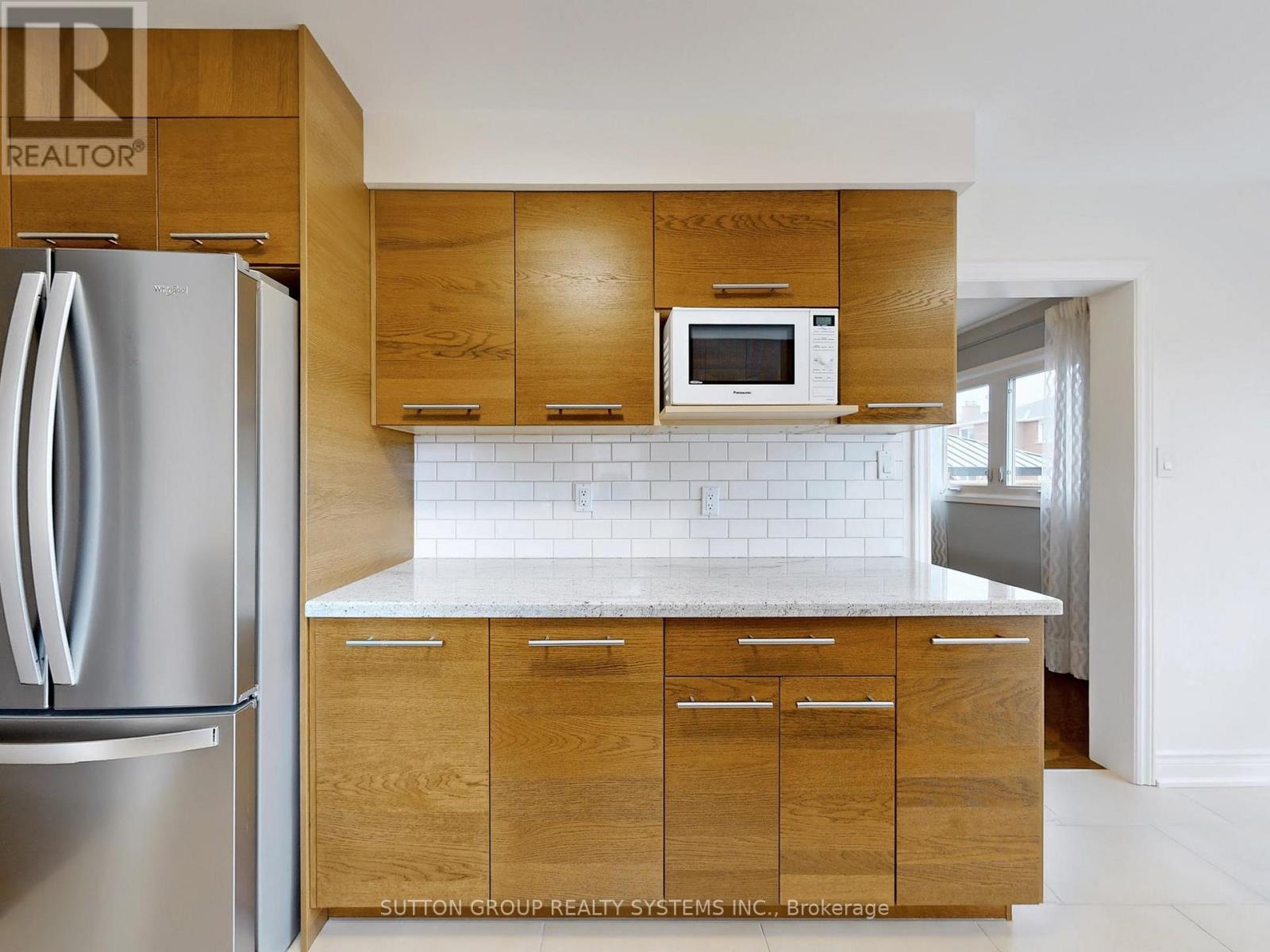 3279 Pilcom Crescent, Mississauga, Ontario  L5B 3X5 - Photo 16 - W12917330