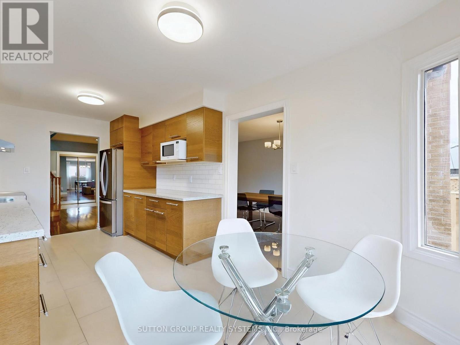 3279 Pilcom Crescent, Mississauga, Ontario  L5B 3X5 - Photo 18 - W12917330