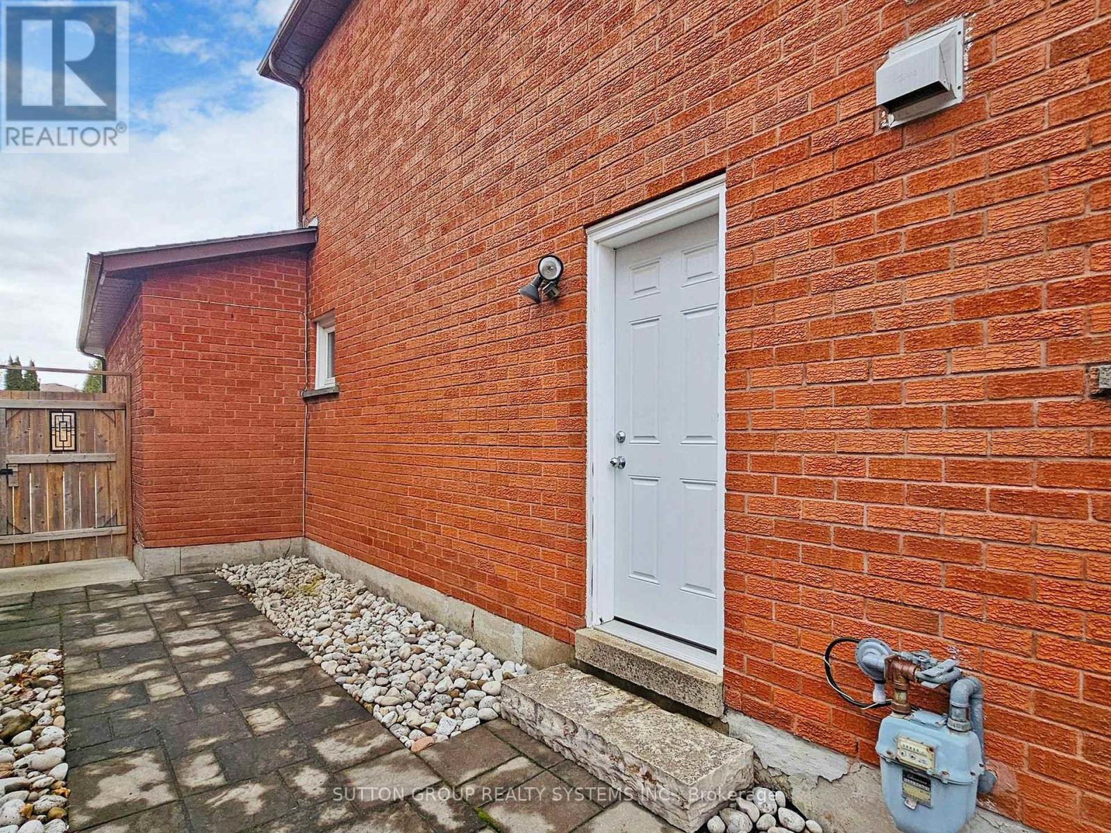 3279 Pilcom Crescent, Mississauga, Ontario  L5B 3X5 - Photo 35 - W12917330