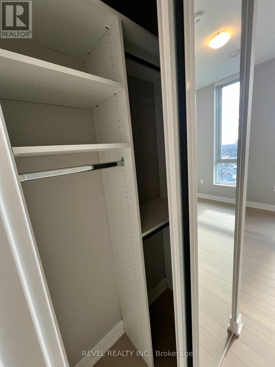 1308 - 2088 James Street, Burlington, Ontario  L7R 0H2 - Photo 11 - W12917342