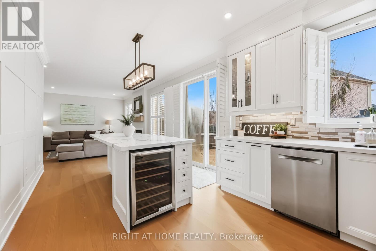 277 Potts Terrace, Milton, Ontario  L9T 0X6 - Photo 14 - W12917348