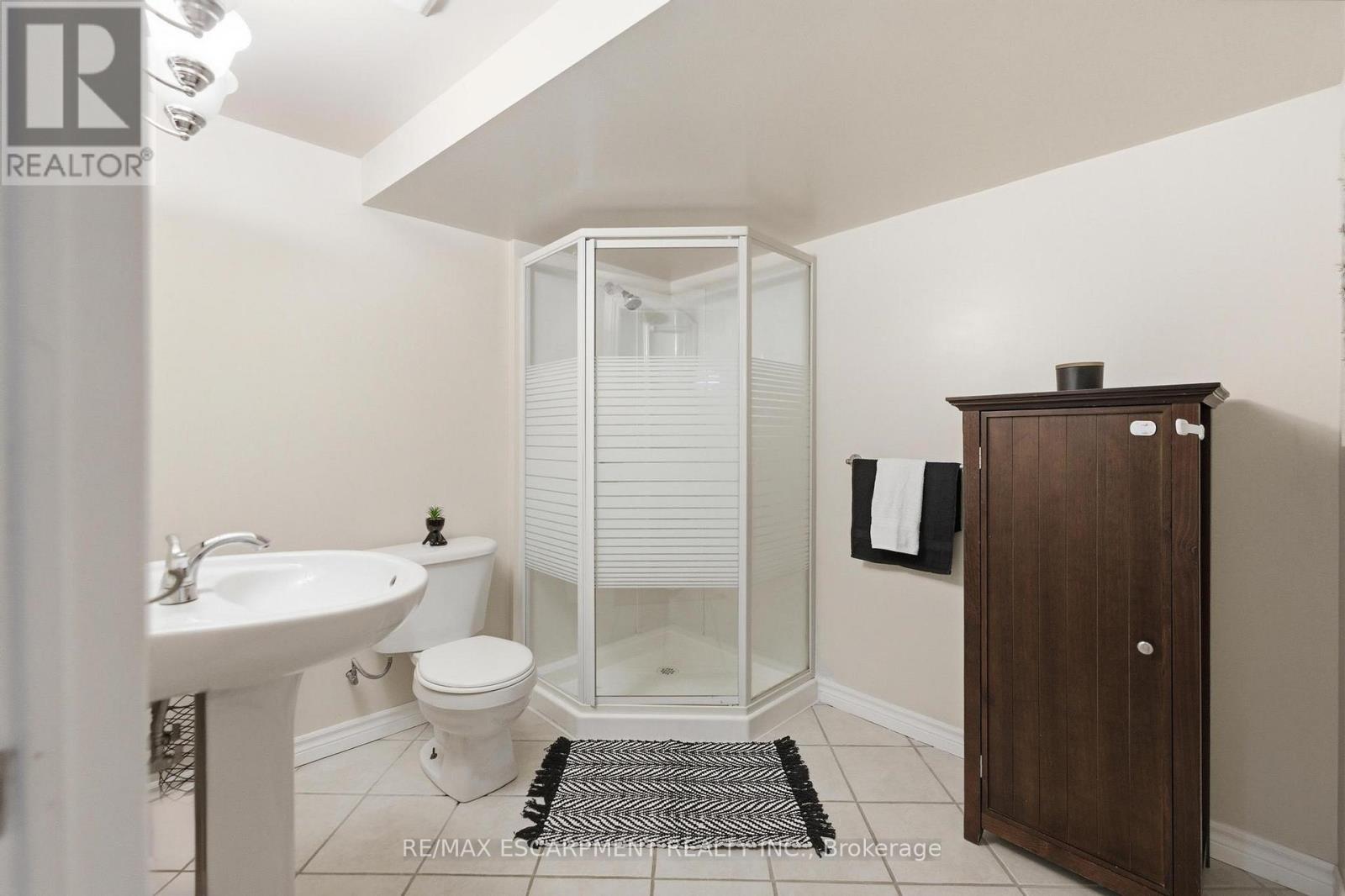 139 Bocelli Crescent, Hamilton, Ontario  L0R 1P0 - Photo 27 - X12917310