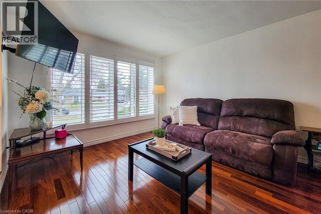 2 Ashwood Court, Hamilton, Ontario  L8E 3E1 - Photo 10 - 40814034