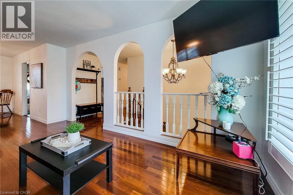 2 Ashwood Court, Hamilton, Ontario  L8E 3E1 - Photo 11 - 40814034