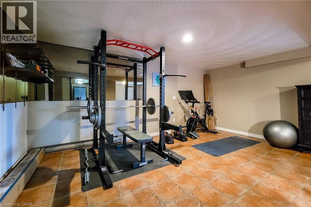 2 Ashwood Court, Hamilton, Ontario  L8E 3E1 - Photo 40 - 40814034