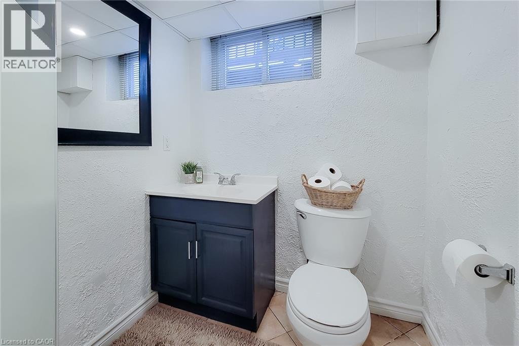 2 Ashwood Court, Hamilton, Ontario  L8E 3E1 - Photo 42 - 40814034