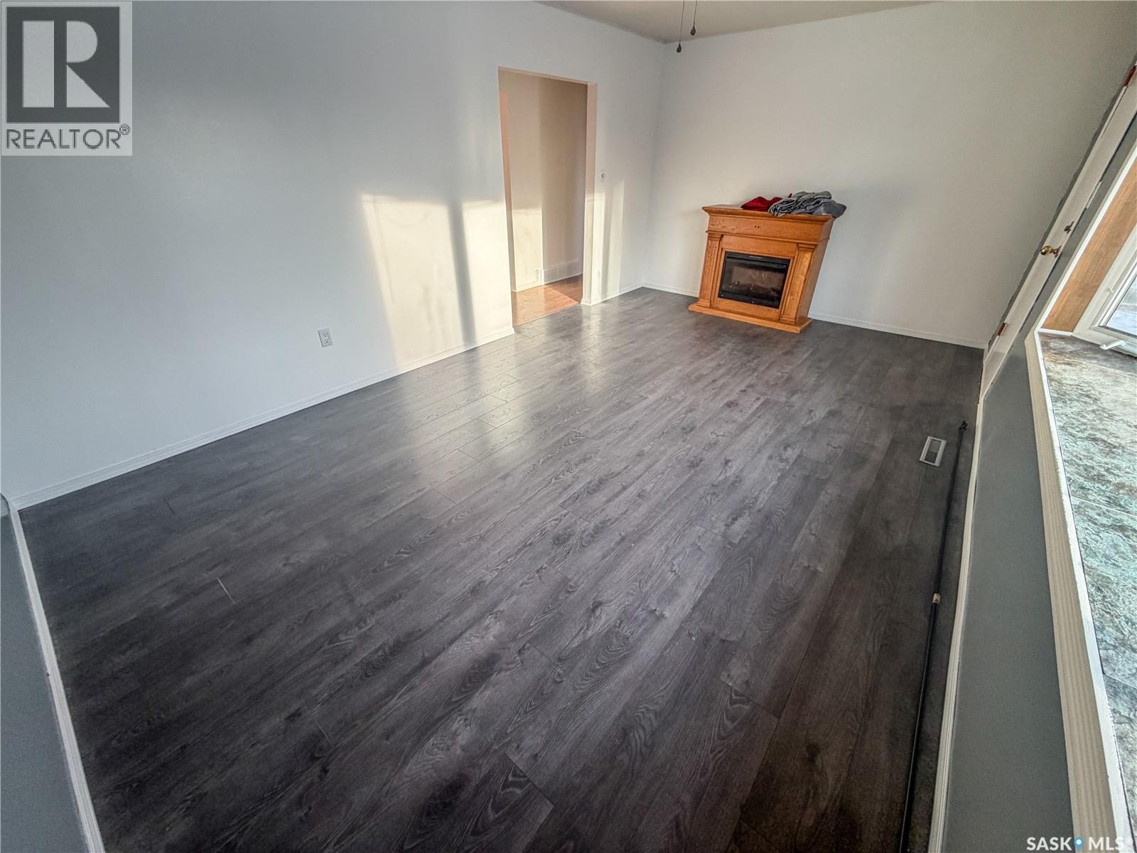 907 Houghton Street, Indian Head, Saskatchewan  S0G 2K0 - Photo 11 - SK031155