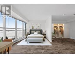 1605 - 77 HARBOUR SQUARE, Toronto, Ontario