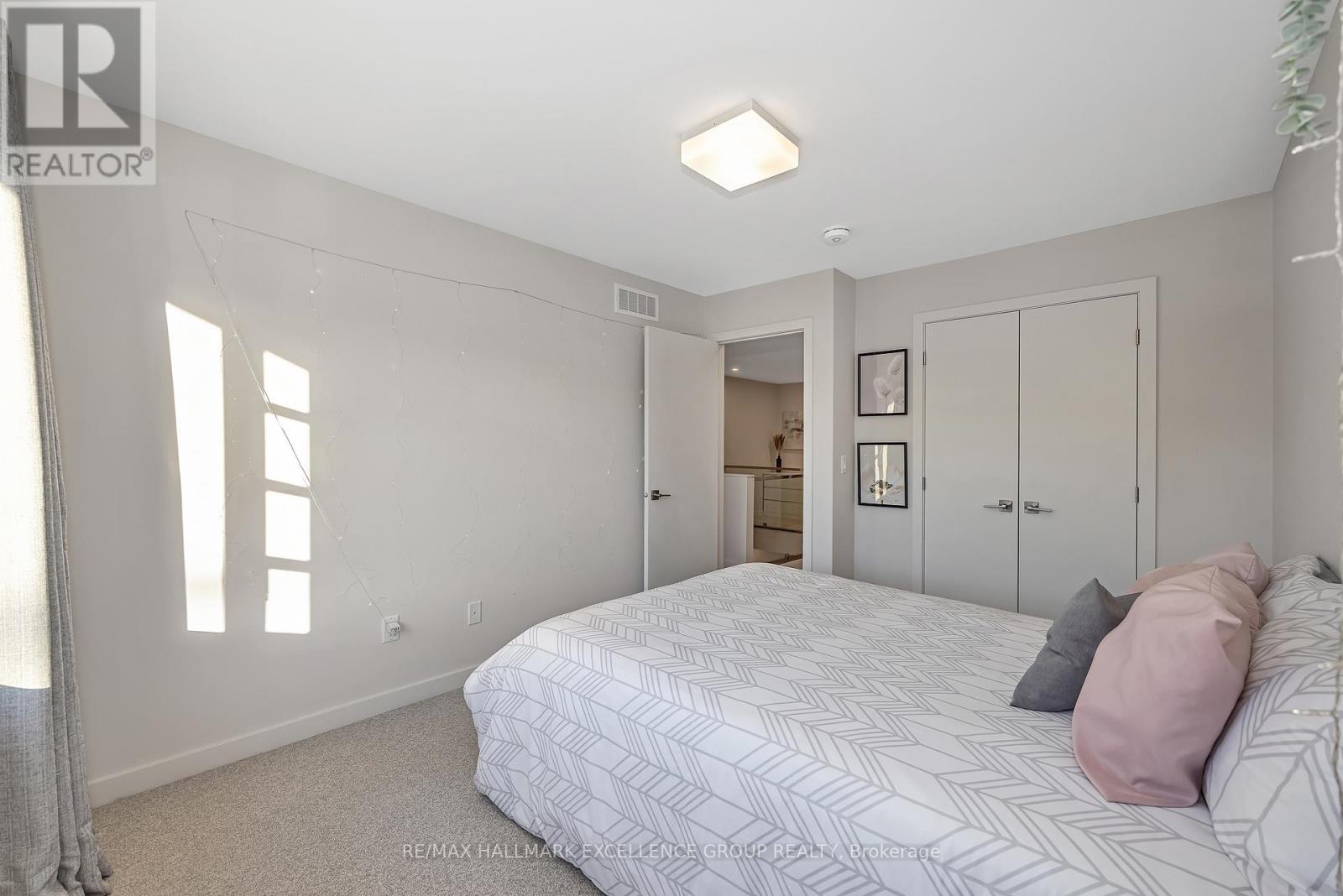 677 Honeydew Street, Ottawa, Ontario  K1X 0K5 - Photo 21 - X12821328