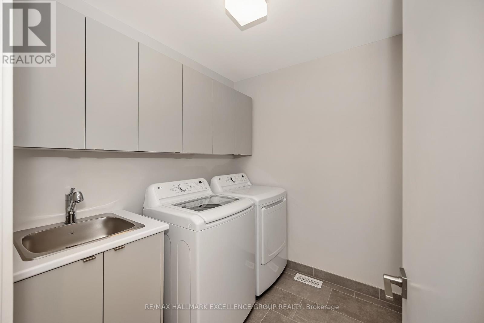 677 Honeydew Street, Ottawa, Ontario  K1X 0K5 - Photo 26 - X12821328