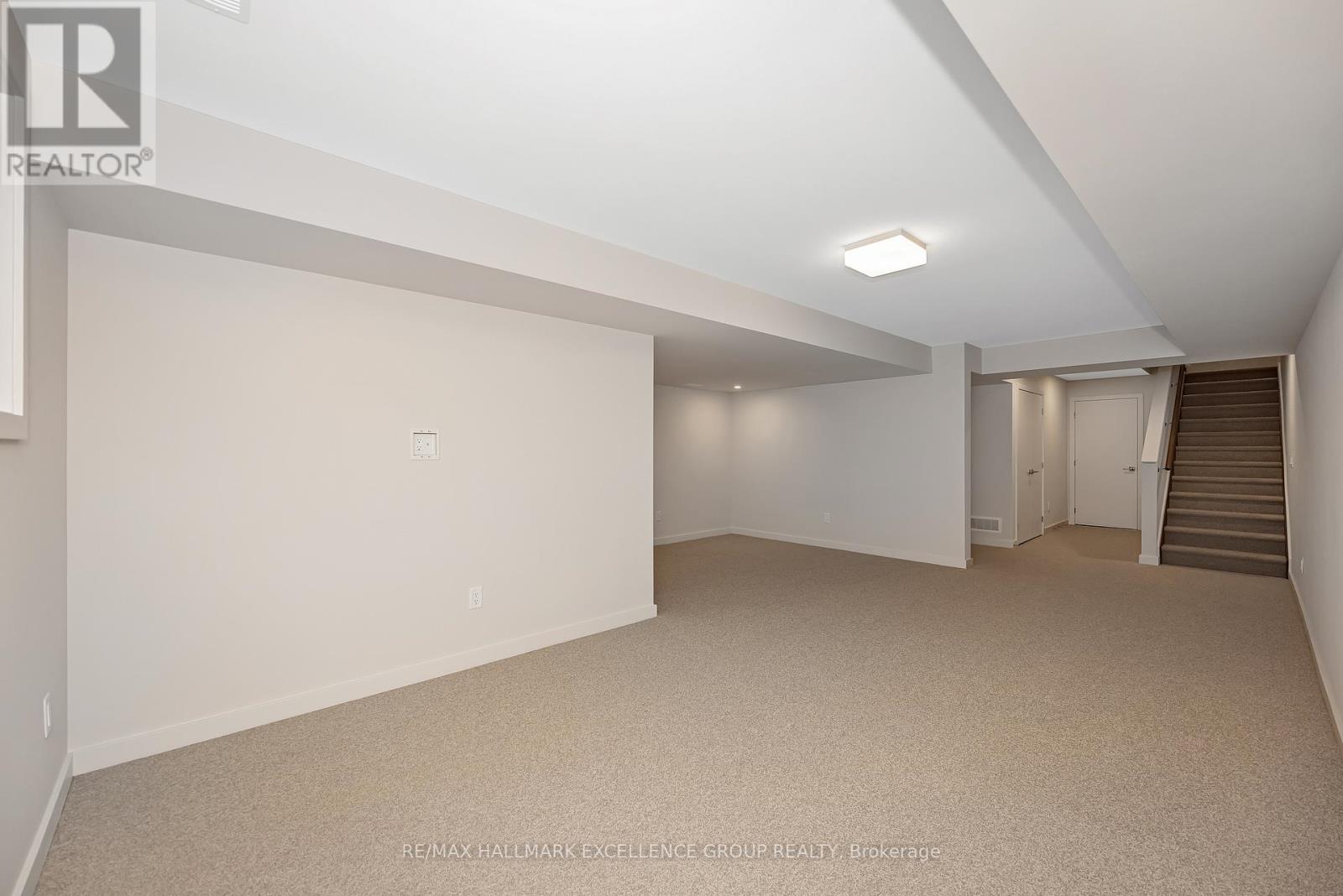 677 Honeydew Street, Ottawa, Ontario  K1X 0K5 - Photo 30 - X12821328