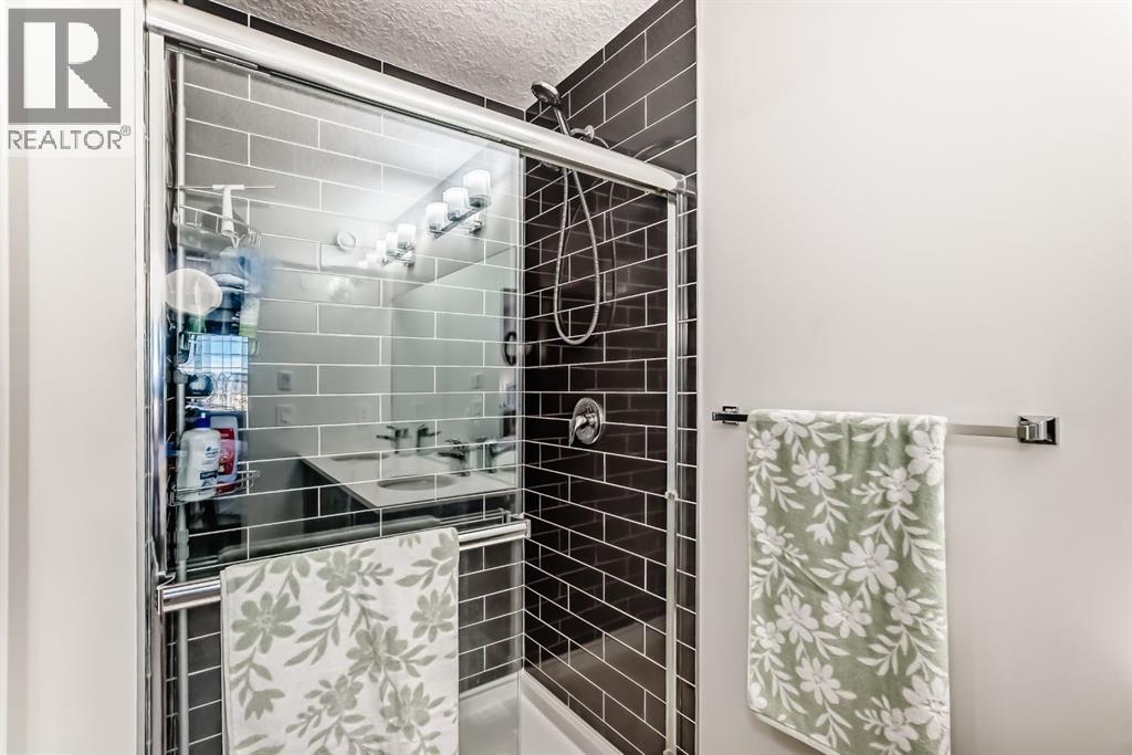 37 Legacy Glen Point Se, Calgary, Alberta  T2X 4T2 - Photo 22 - A2293977