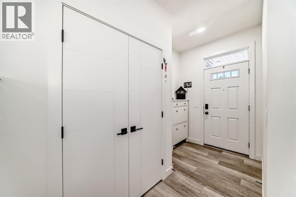 37 Legacy Glen Point Se, Calgary, Alberta  T2X 4T2 - Photo 7 - A2293977