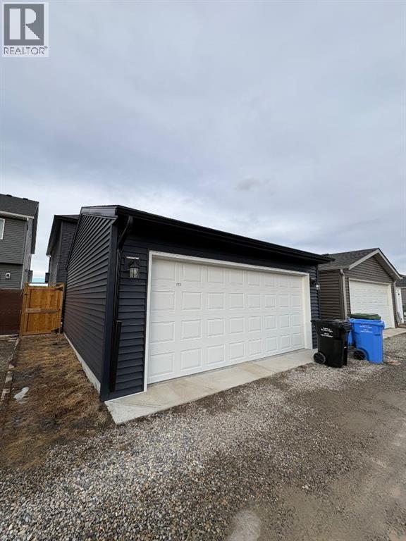 37 Legacy Glen Point Se, Calgary, Alberta  T2X 4T2 - Photo 4 - A2293977