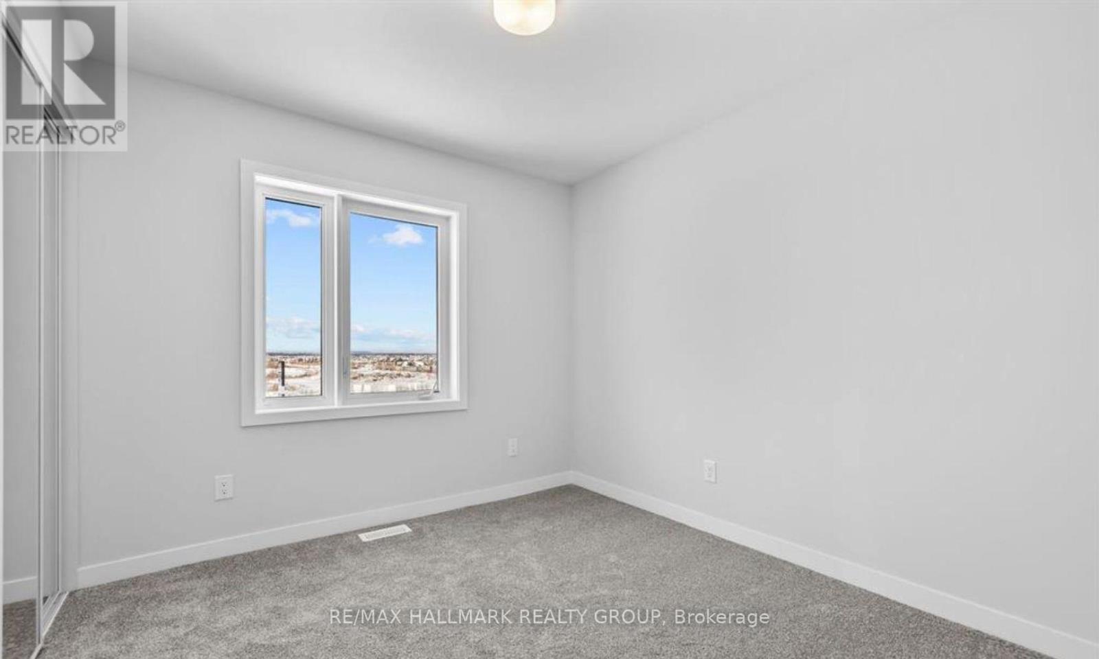 106 Parnian Private N, Ottawa, Ontario  K2J 7K5 - Photo 8 - X12917388