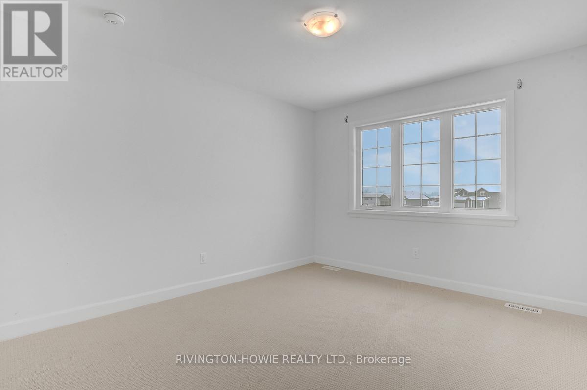 21 Isobel Mcewan Road, Mcnab/braeside, Ontario  K7S 3G8 - Photo 30 - X12917392