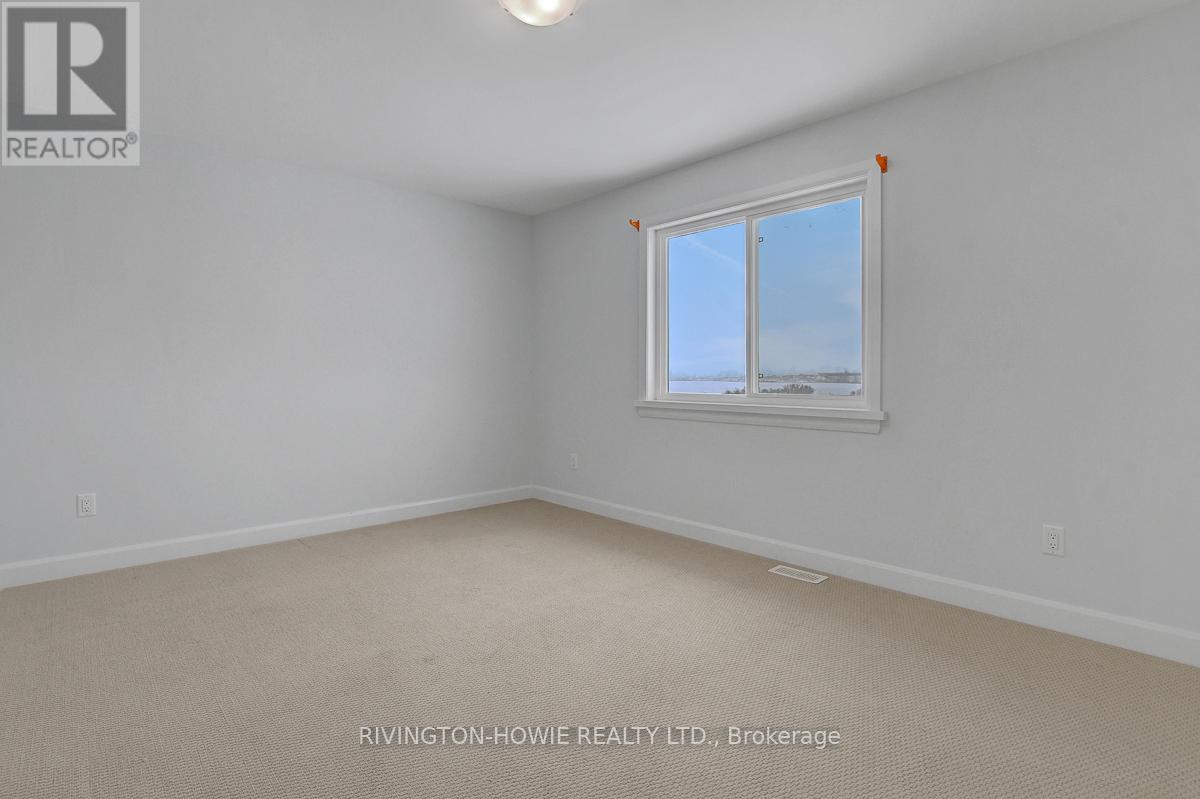 21 Isobel Mcewan Road, Mcnab/braeside, Ontario  K7S 3G8 - Photo 34 - X12917392