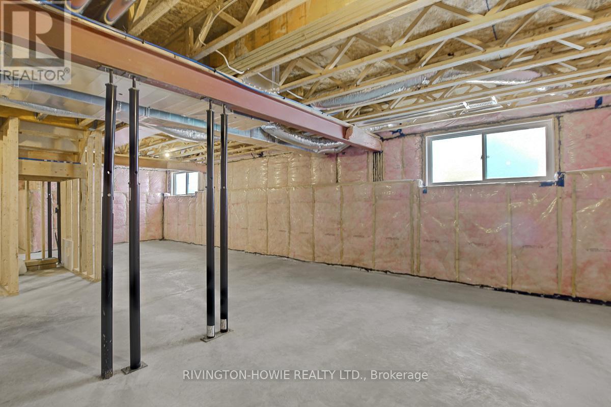 21 Isobel Mcewan Road, Mcnab/braeside, Ontario  K7S 3G8 - Photo 39 - X12917392