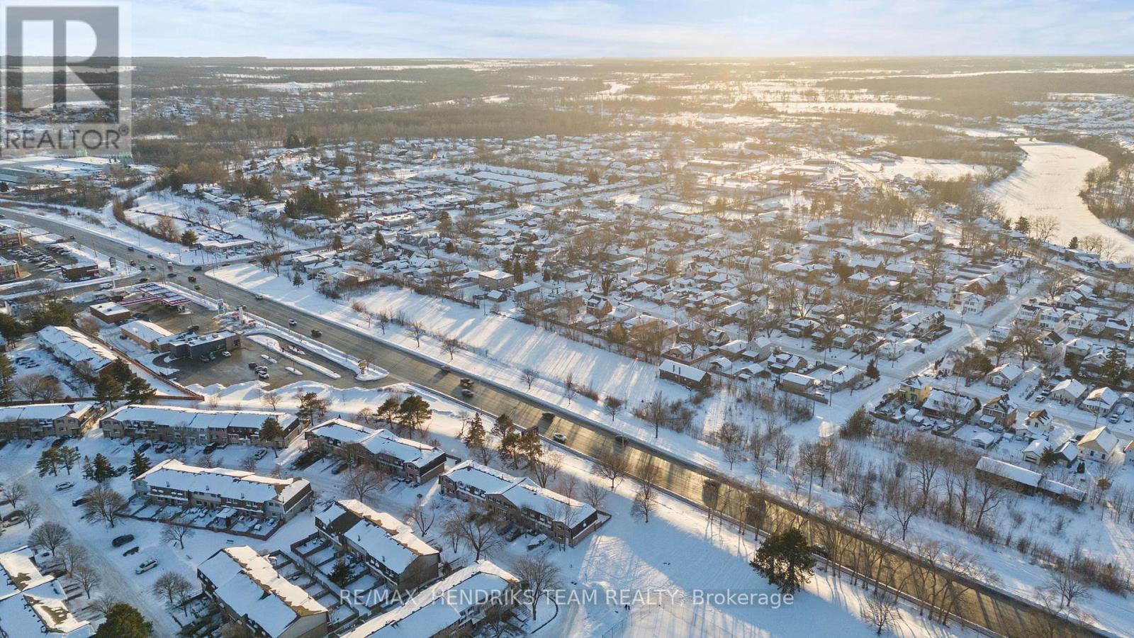 1 Drew Street, Welland, Ontario  L3C 5H8 - Photo 5 - X12917374