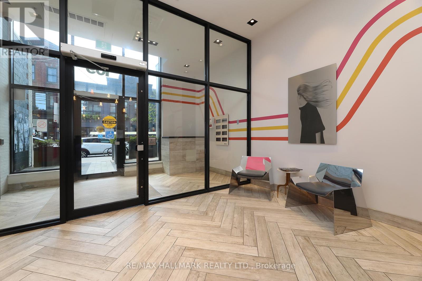 211 - 109 Ossington Avenue, Toronto, Ontario  M6J 2Z2 - Photo 3 - C12917366