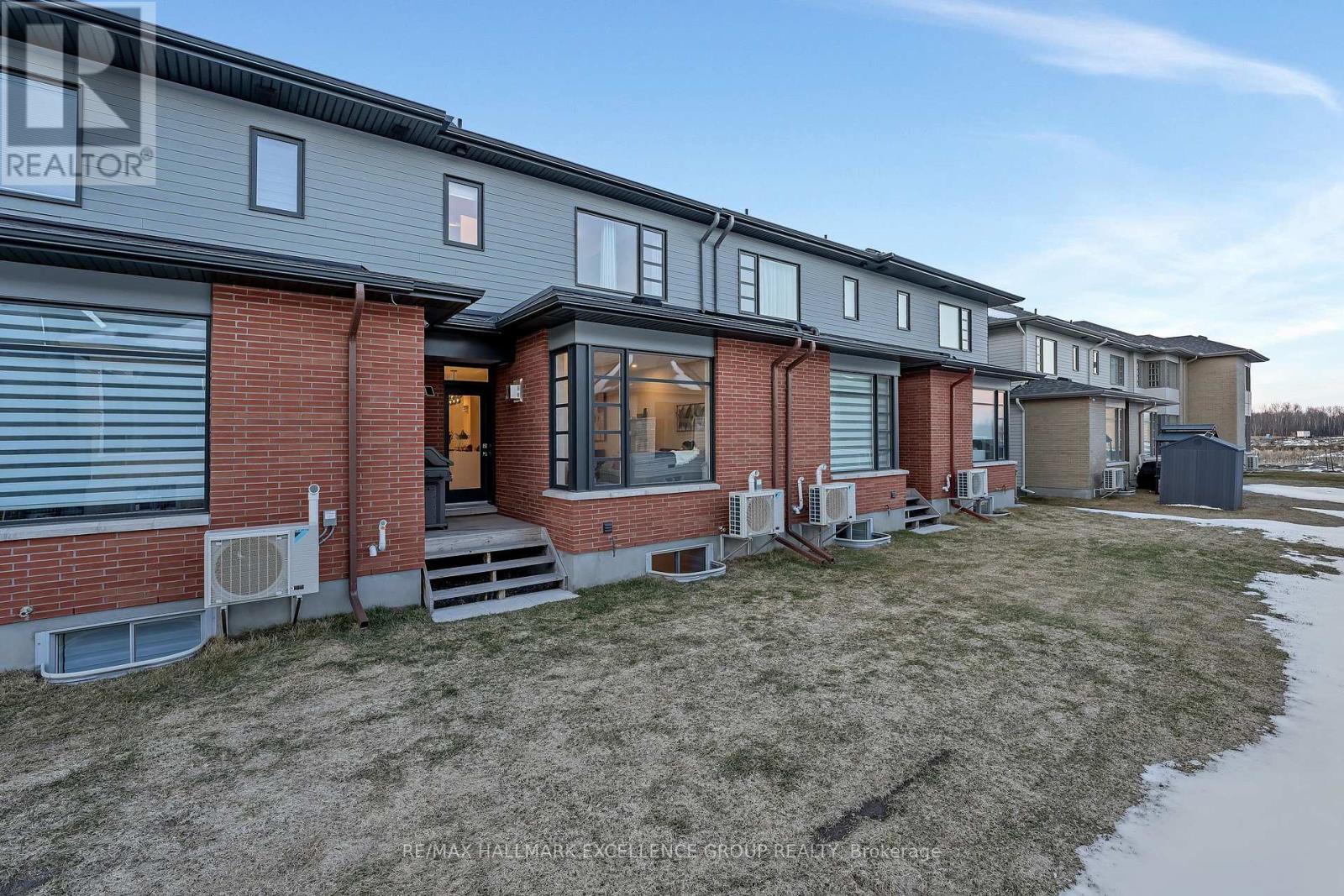 677 Honeydew Street, Ottawa, Ontario  K1X 0K5 - Photo 34 - X12821328