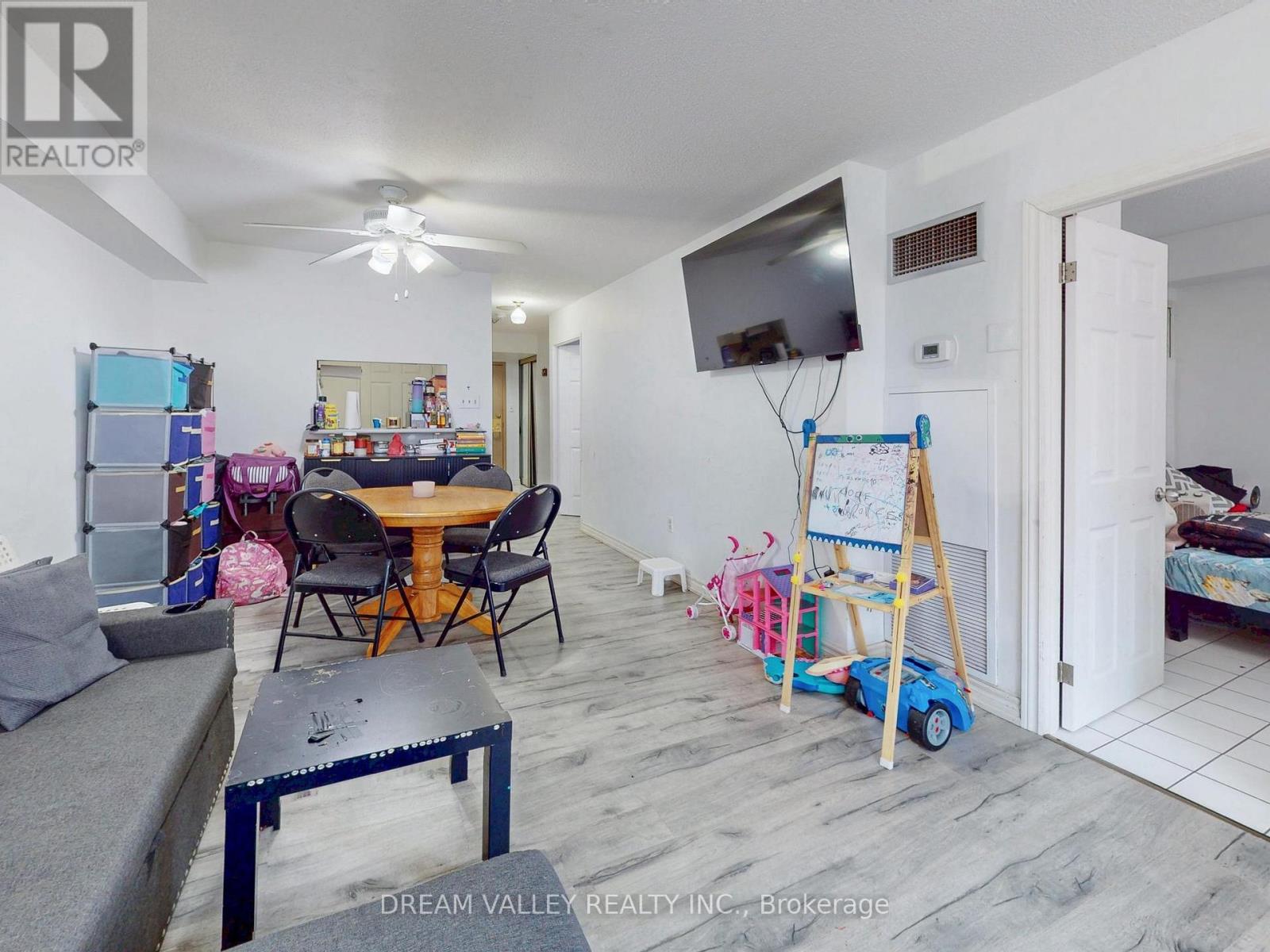 311 - 3233 Eglinton Avenue E, Toronto, Ontario  M1J 3N6 - Photo 8 - E12917376