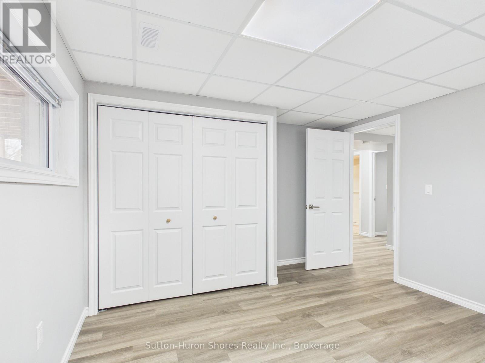 664 Pine Grove Drive, Saugeen Shores, Ontario  N0H 2C3 - Photo 10 - X12917372