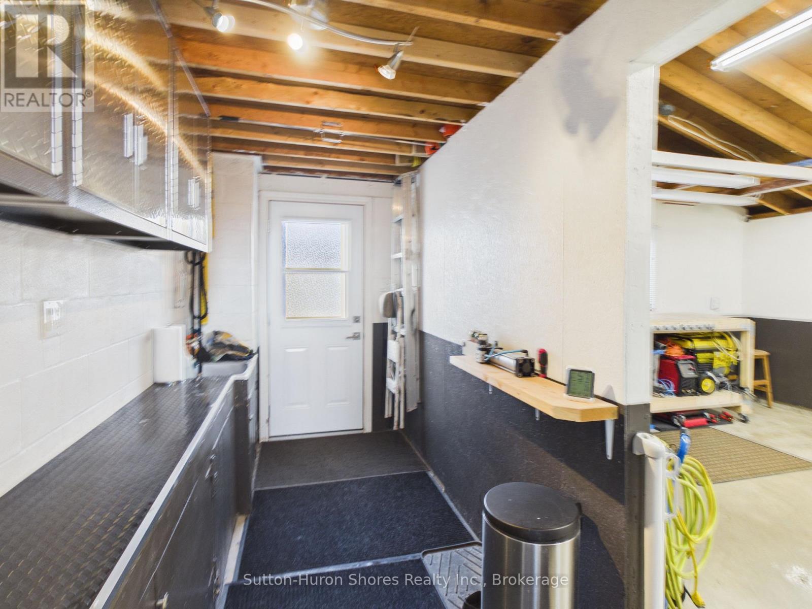 664 Pine Grove Drive, Saugeen Shores, Ontario  N0H 2C3 - Photo 20 - X12917372